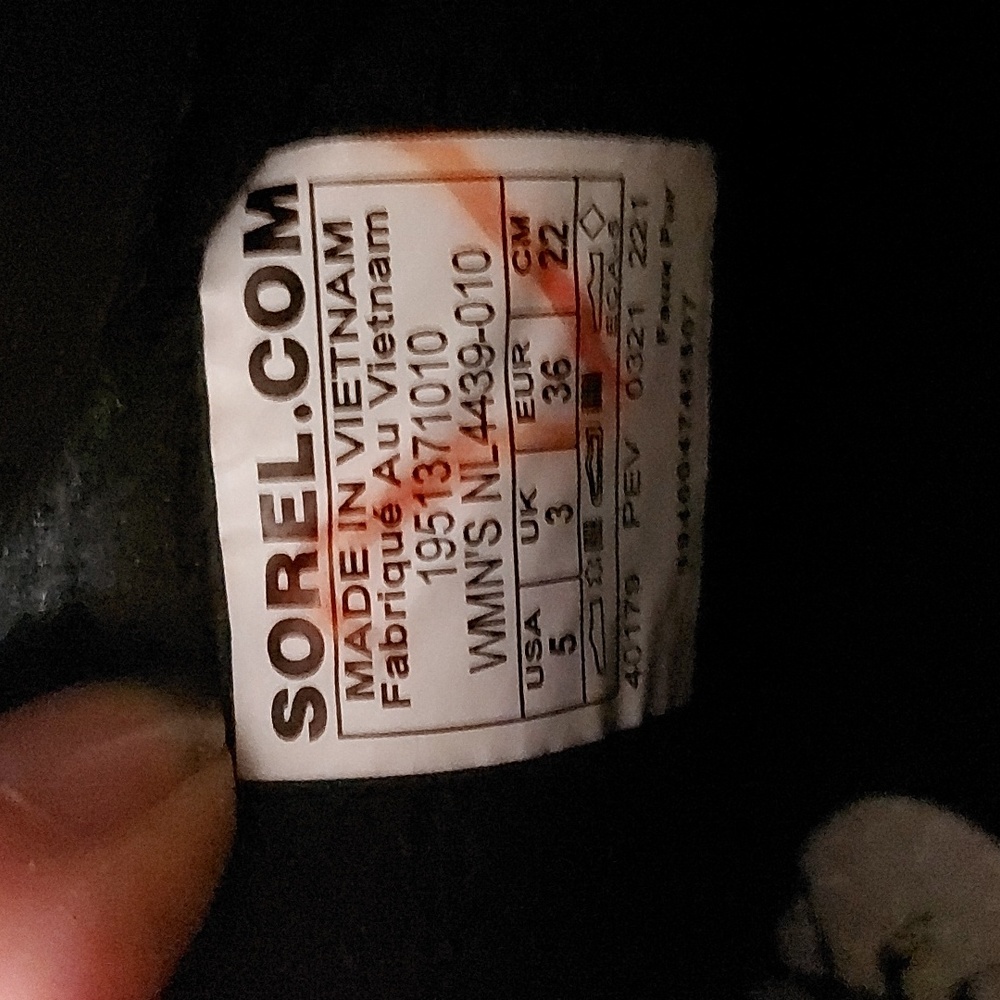 Sorel booties - Picture 7 of 7